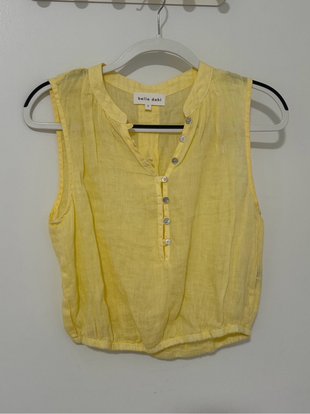 Bella Dahl Linen Yellow Button-Up Tank